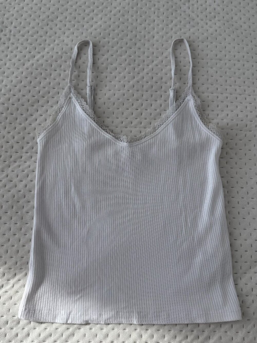 ARITZIA WILFRED White ribbed lace‑trim camisole tank top XXS